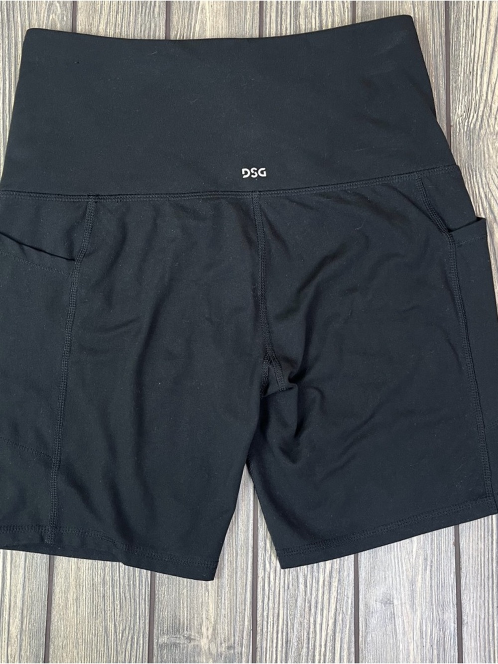 DSG Black Biker Shorts With Pockets Size Women's Medium
